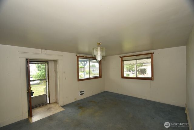 222 Avenue F, Snohomish, WA 98290