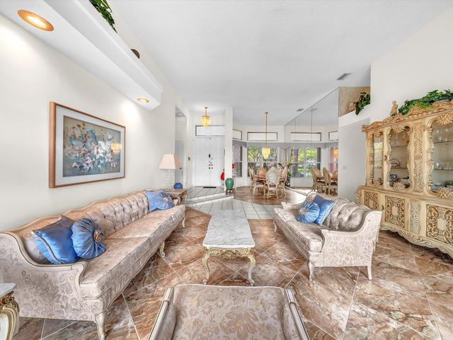 5111 NW 104th Avenue, Coral Springs, FL 33076