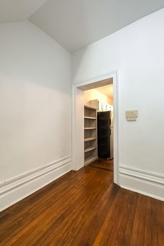 377 S Upper Street, Lexington, KY 40508