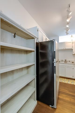 377 S Upper Street, Lexington, KY 40508