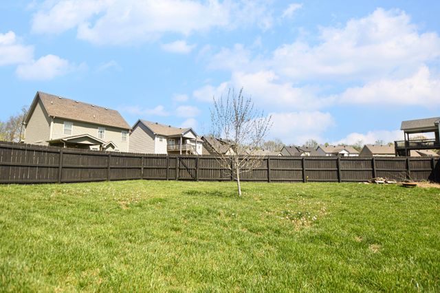 3765 Silver Fox Lane, Clarksville, TN 37040