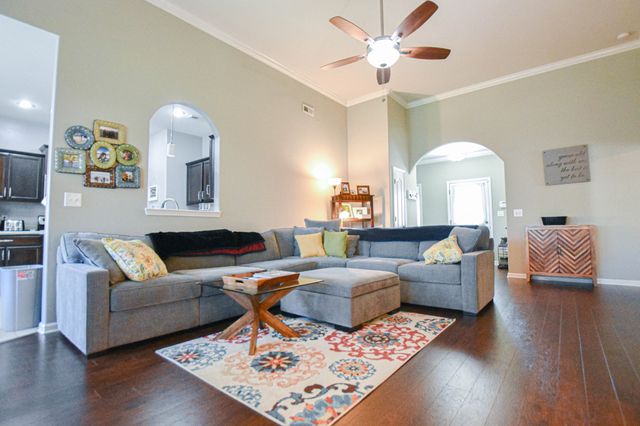 3765 Silver Fox Lane, Clarksville, TN 37040