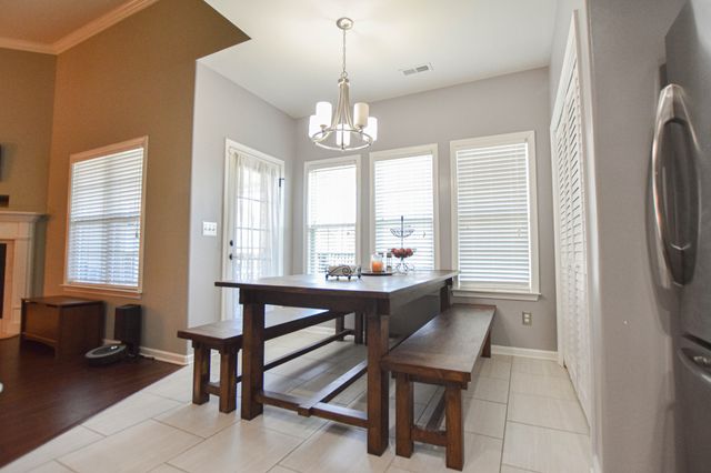 3765 Silver Fox Lane, Clarksville, TN 37040
