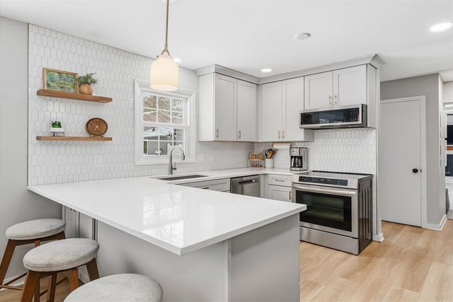 1436 Banbury Avenue, Grand Rapids, MI 49505