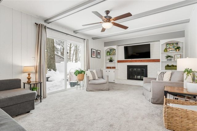 1436 Banbury Avenue, Grand Rapids, MI 49505