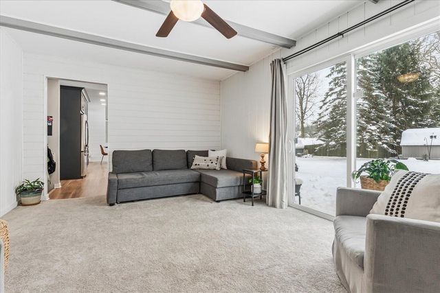 1436 Banbury Avenue, Grand Rapids, MI 49505