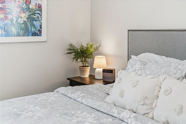 1436 Banbury Avenue, Grand Rapids, MI 49505