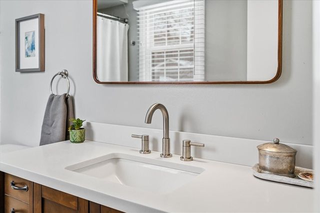 1436 Banbury Avenue, Grand Rapids, MI 49505