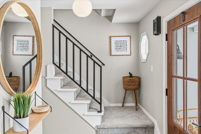 1436 Banbury Avenue, Grand Rapids, MI 49505