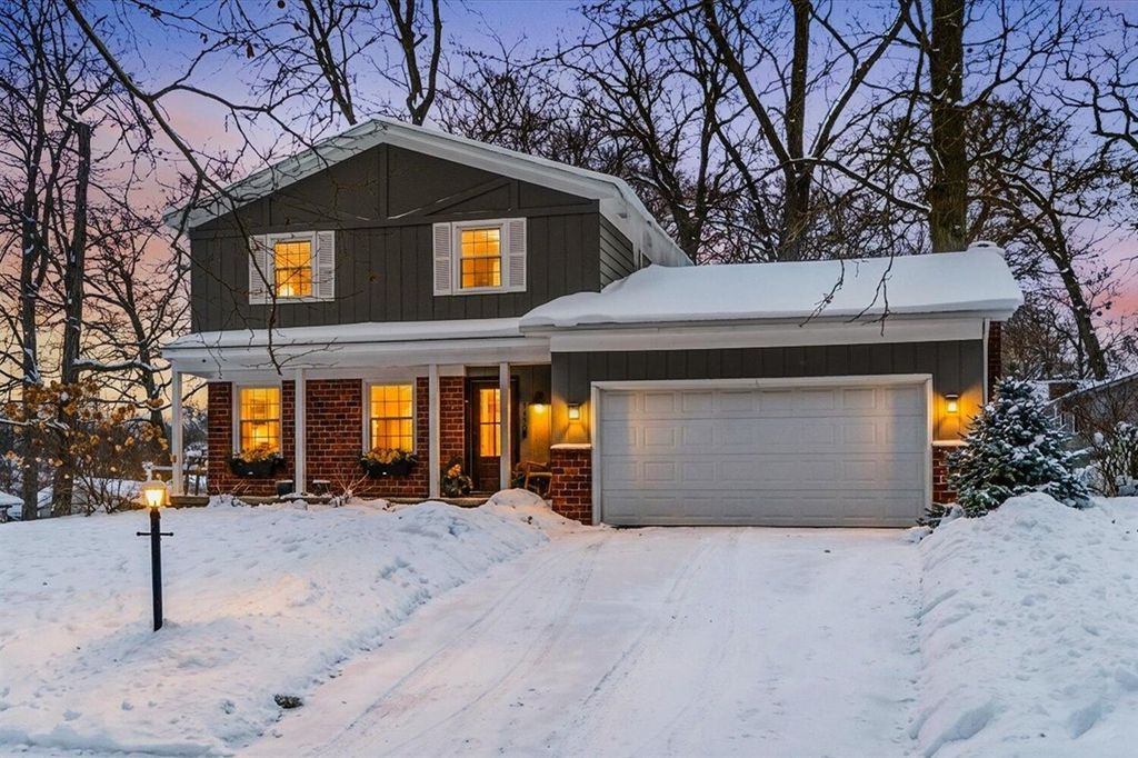 1436 Banbury Avenue, Grand Rapids, MI 49505