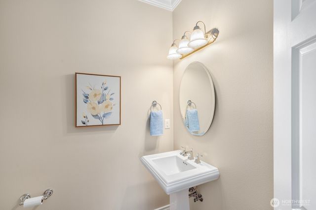 21715 31st St. E., Lake Tapps, WA 98391