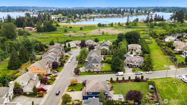 21715 31st St. E., Lake Tapps, WA 98391