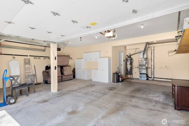 21715 31st St. E., Lake Tapps, WA 98391