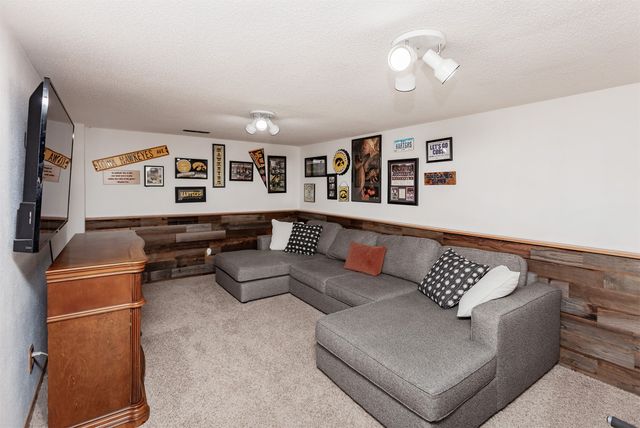 602 North Street, Maxwell, IA 50161