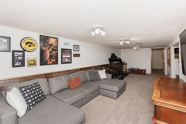 602 North Street, Maxwell, IA 50161