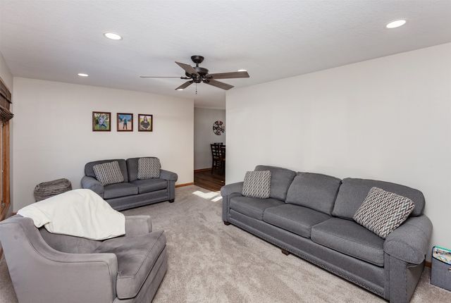 602 North Street, Maxwell, IA 50161