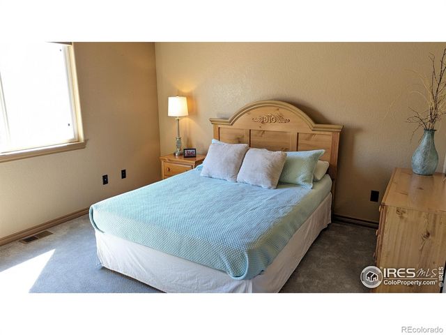 3232 Mariner Lane, Longmont, CO 80503