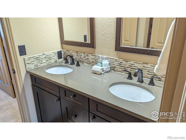 3232 Mariner Lane, Longmont, CO 80503