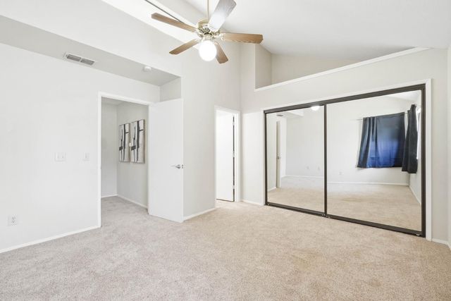 3608 Gold Creek Ln, Sacramento, CA 95827