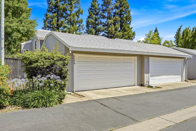 3608 Gold Creek Ln, Sacramento, CA 95827