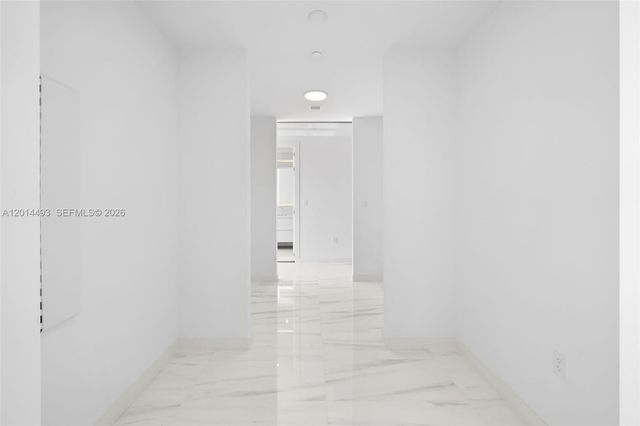 300 Biscayne Blvd Way 3801, Miami, FL 33131