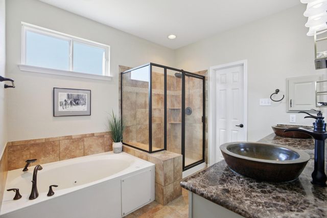 103 Enchanted Woods TRL, Buda, TX 78610