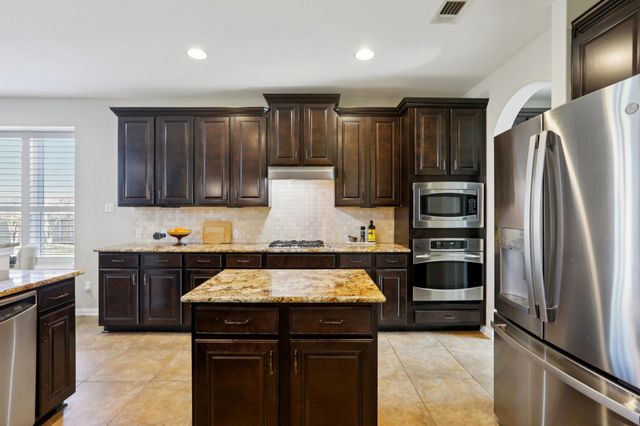 103 Enchanted Woods TRL, Buda, TX 78610