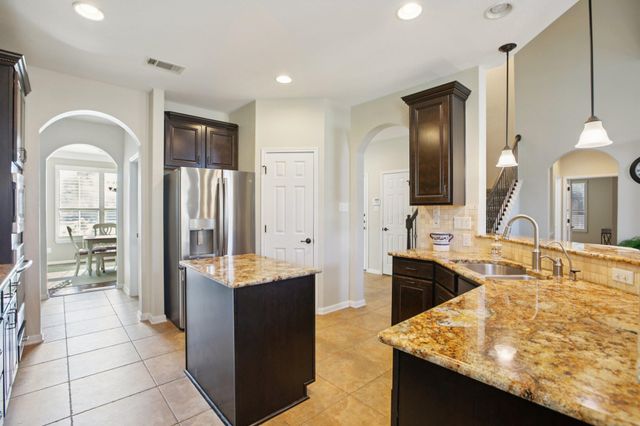 103 Enchanted Woods TRL, Buda, TX 78610