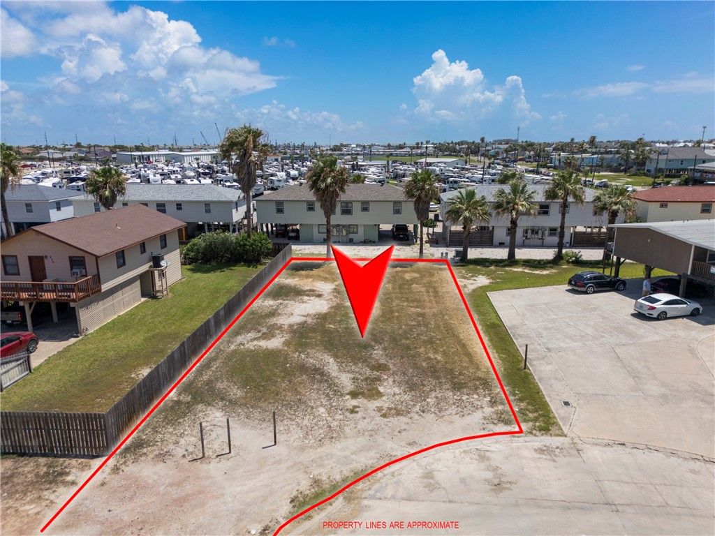 618 Sandpiper Cir, Port Aransas, TX 78373 — exterior