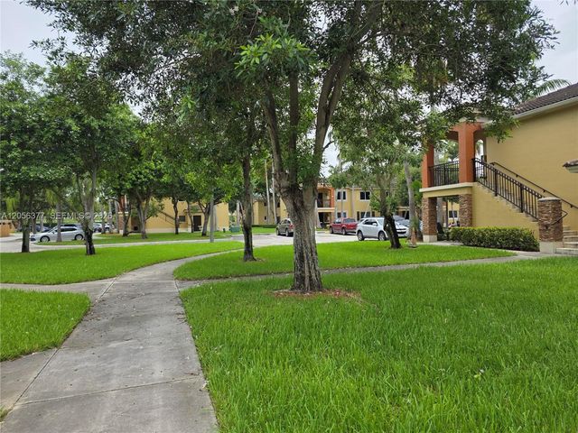 3415 NE 9th Dr 202, Homestead, FL 33033