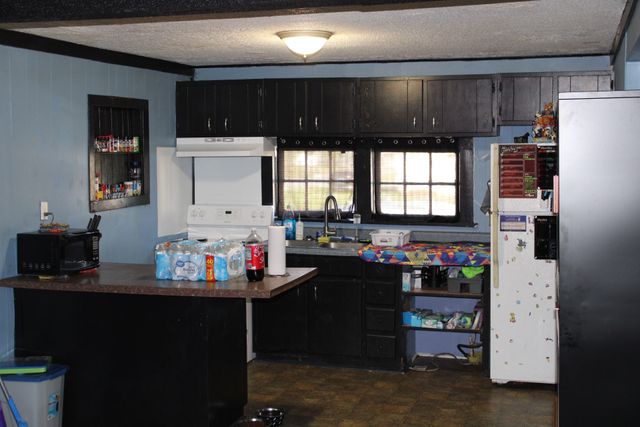 321 W Short St, Manchester, TN 37355