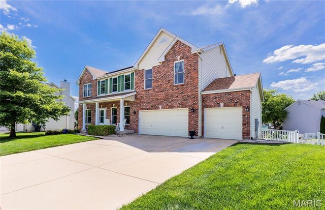 2457 Dunheath Lane, Dardenne Prairie, MO 63368