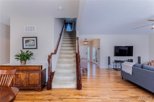 2457 Dunheath Lane, Dardenne Prairie, MO 63368