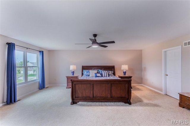 2457 Dunheath Lane, Dardenne Prairie, MO 63368