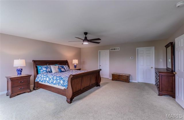 2457 Dunheath Lane, Dardenne Prairie, MO 63368