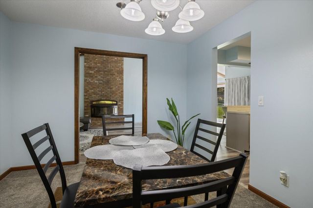 1989 N Park Drive, Saint Paul, MN 55119