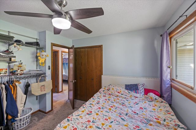 1989 N Park Drive, Saint Paul, MN 55119