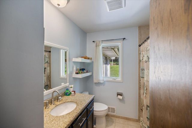 1989 N Park Drive, Saint Paul, MN 55119