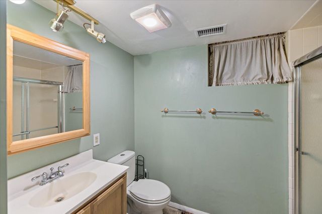 1989 N Park Drive, Saint Paul, MN 55119