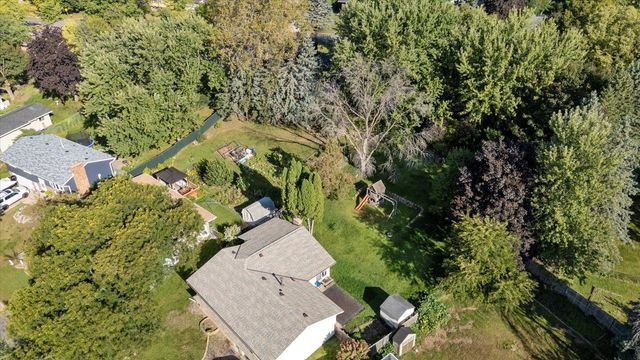 1989 N Park Drive, Saint Paul, MN 55119