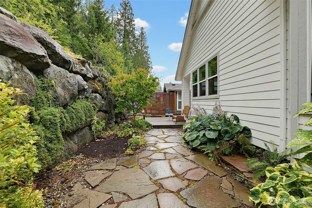 24196 NE 131st Terrace, Redmond, WA 98053