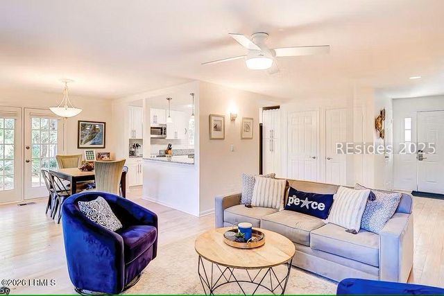 70 Shipyard Dr Apt 172, Hilton Head Island, SC 29928