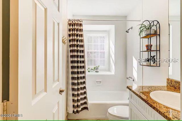 70 Shipyard Dr Apt 172, Hilton Head Island, SC 29928