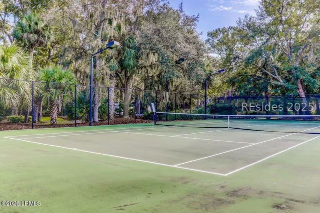 70 Shipyard Dr Apt 172, Hilton Head Island, SC 29928