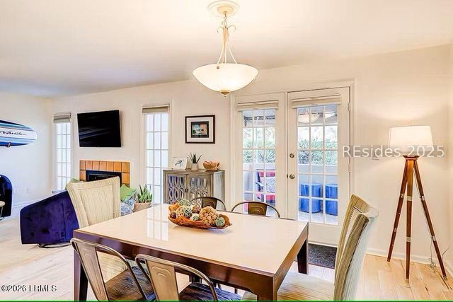 70 Shipyard Dr Apt 172, Hilton Head Island, SC 29928