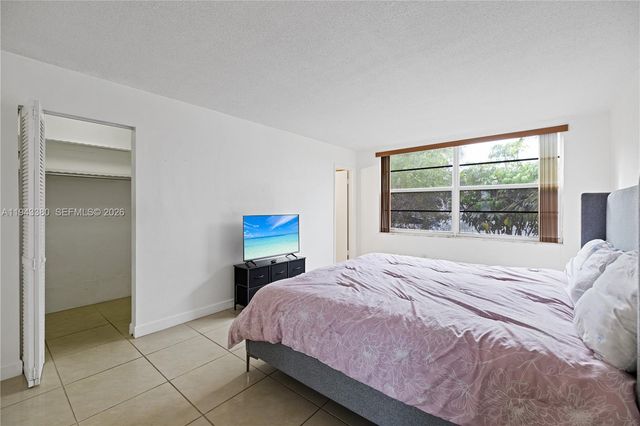 1501 NE 191st Street C216, Miami, FL 33179