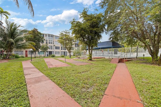 1501 NE 191st Street C216, Miami, FL 33179