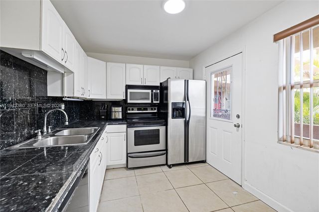 1501 NE 191st Street C216, Miami, FL 33179