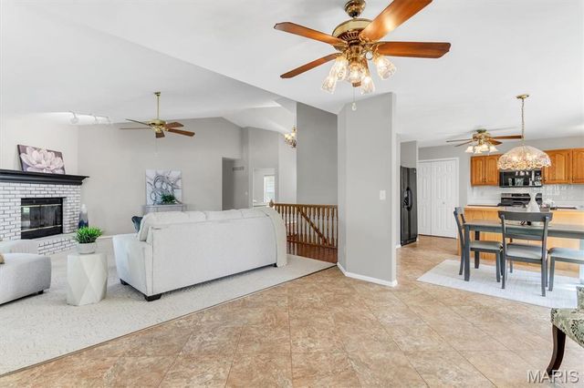 2134 Autumn Wood Drive, St Charles, MO 63303
