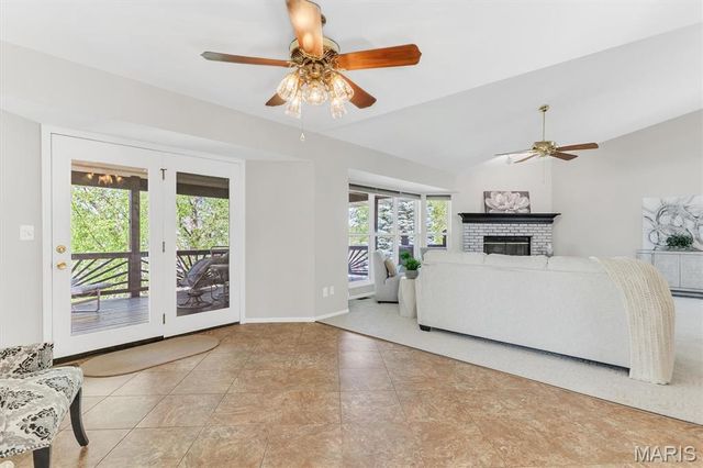 2134 Autumn Wood Drive, St Charles, MO 63303